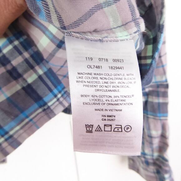 Mountain Hardwear Shirt Womens SZ L Flannel Button Up Long Sleeve Lightweight - Picture 6 of 12